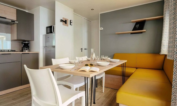 Greoux-les-Bains Maison | Campsite Verdon Parc* - Mobile home Premium 4 rooms 6 people air-conditioned - TV