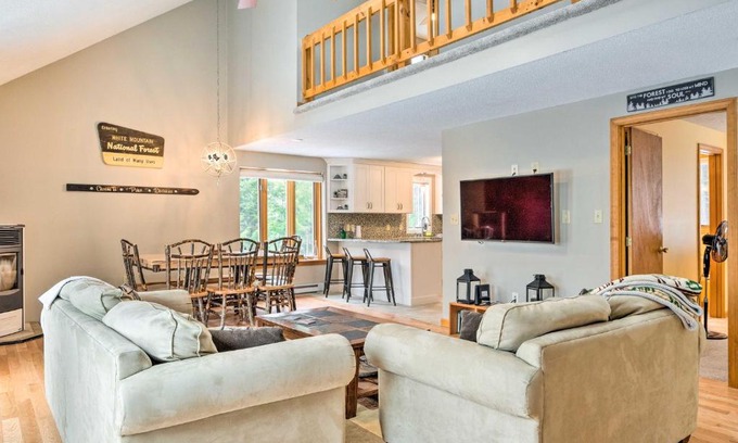 Campton Maison | Campton Home with Mountain Views Near Trails and Lake