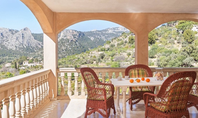 Bunyola Villa | Can Cega - Belle maison avec terrasse et vue à Bunyola