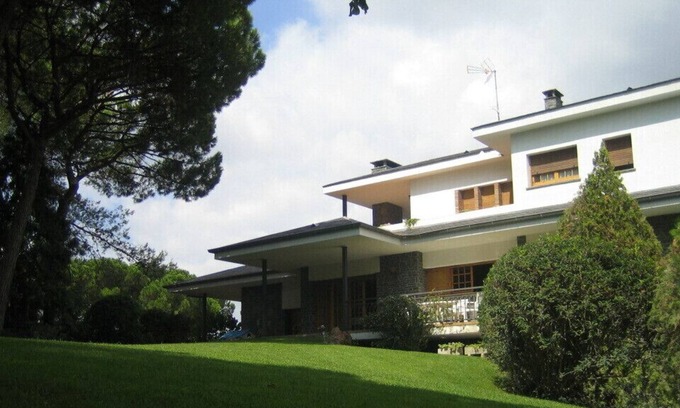 Llica d'Amunt Maison | CAN JOAN ideal house for a family gathering or couples. From 2 to 16 people.