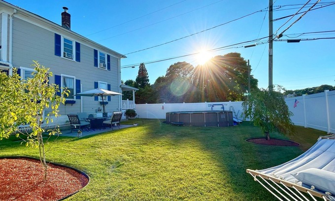 Sagamore Maison | Canal Retreat: Easy Cape Access with Seasonal Pool