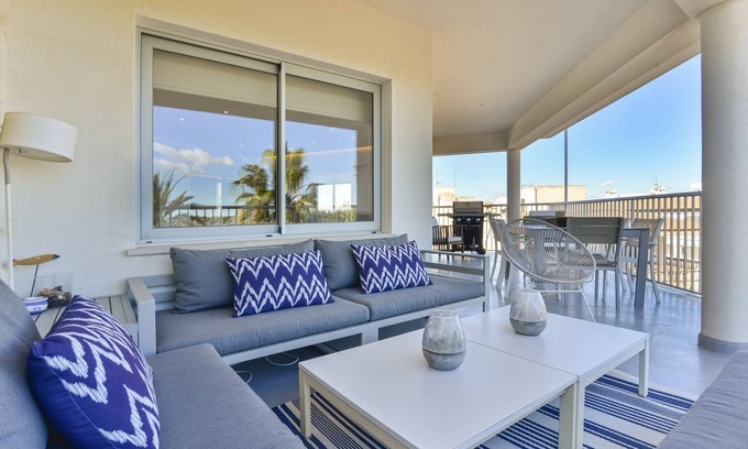 Colonia Sant Jordi Appartement | CANAMI... Appartement de luxe avec les meilleures vues sur la mer.