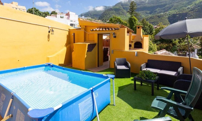 Los Realejos Cottage | Maison canarienne, vue sur la mer, jacuzzi et piscine