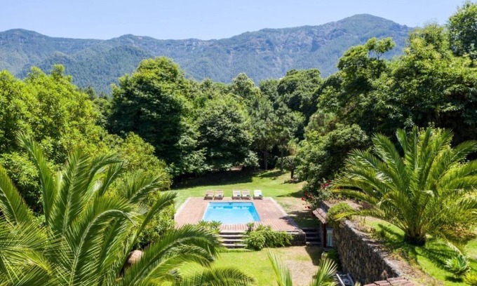 La Orotava Maison | Maison canarienne avec piscine, barbecue, wifi, netflix