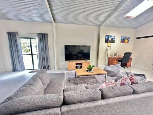 Brownlow Ki Maison | CandE’s Guesthouse