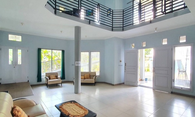 Malang Maison | Candi Panggung Family Guest House Syariah