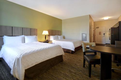 Barton Hôtel | Candlewood Suites St Clairsville Wheeling Area by IHG