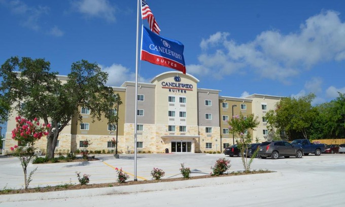 North San Antonio - SAT Hôtel | Candlewood Suites San Antonio Airport by IHG