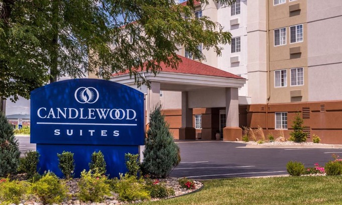 Topeka Hôtel | Candlewood Suites - Topeka West by IHG