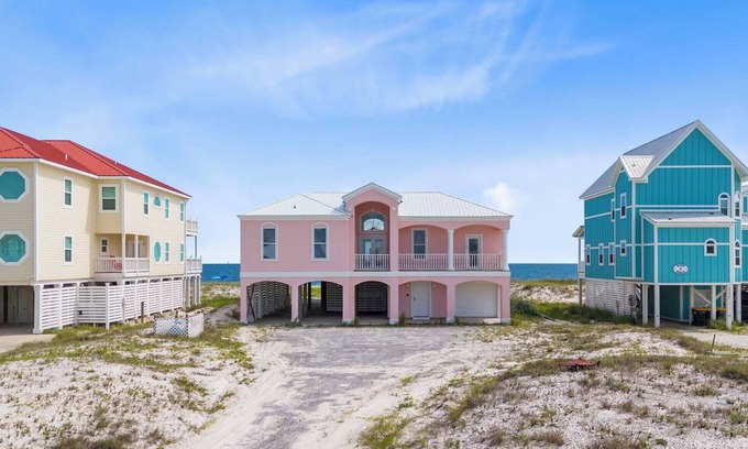 Morgantown Maison | 🌊🍬 Candy Land – Beachfront Home w/Private Plunge Pool + Rooftop Deck