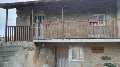 Montalegre Maison | Cantinho de Tourêm