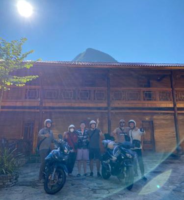 Meo Vac Cabine | Cao nguyên đá homestay mèo vạc
