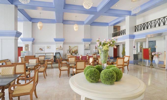 Aarey Colony Hôtel | Capital O 44162 Royal Palms Hotel - Rose Collection