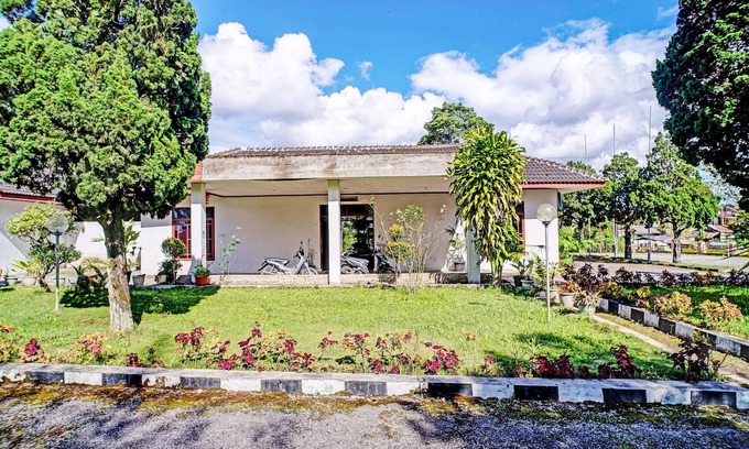 Kota Sidikalang Hôtel | Capital O 92214 Beristera Hotel