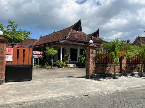 Sumberasri Hôtel | Capital O 92615 Villa Utama D'alas Purwo