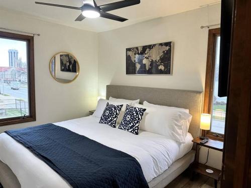Springfield Appartement | Capital Suite on 6th Street - King Bed/Downtown!