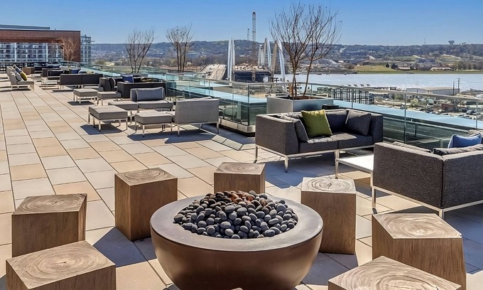 Buzzard Point Hôtel | Capitol City Getaway! On-Site Restaurant, Rooftop Lounge, Near Audi Field