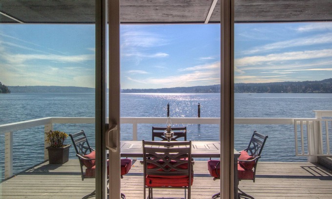 Gig Harbor Maison | Captain's House- Luxury Beachfront Home. 2 niveaux pour le plaisir de groupe ou l'intimité