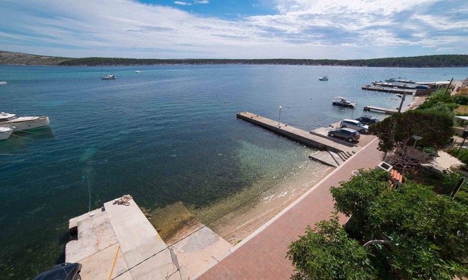 Barbat na Rabu Appartement | Captains Apartment Located in Rab Island Croatia