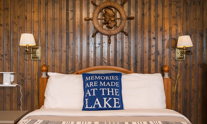 North Lake Maison | Captain’s Den is our executive blue toned all wooden room with a Captain’s flair
