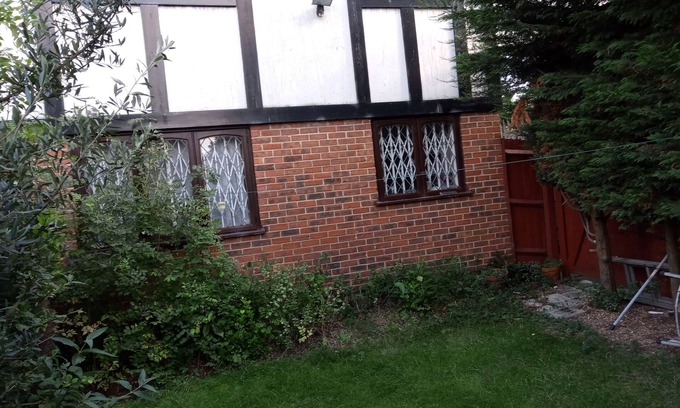 Chadwell Maison | Captivating House in Romford