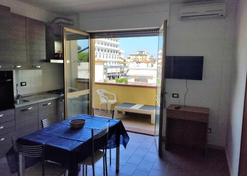 Lido di Camaiore Maison | Caravel Appartamentini
