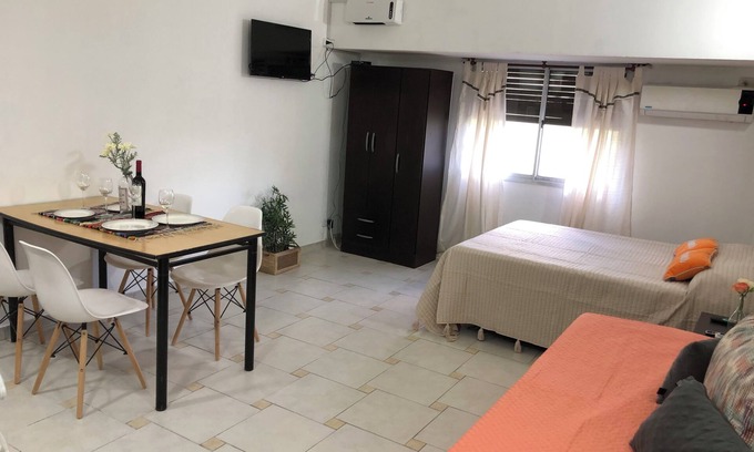 Moron Appartement | Cares Apartament, Morón, Buenos Aires.