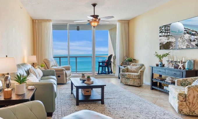 Navarre Beach Maison | Caribbean Resort 402 - Ocean Minded