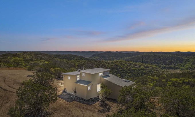 Leakey Maison | Carmel in the Sky in Leakey