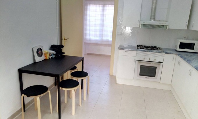 El Prat de Llobregat Maison | Carmen House Barcelona