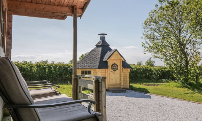 Blackburn Cottage | CARR HOUSE, familial et convivial à Clayton Le Dale, Ref 958251