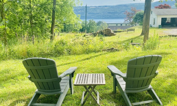 Watkins Glen Appartement | CARRIAGE HOUSE BUNGALOW/LAKE VIEW/ VILLAGE OF WATKINS