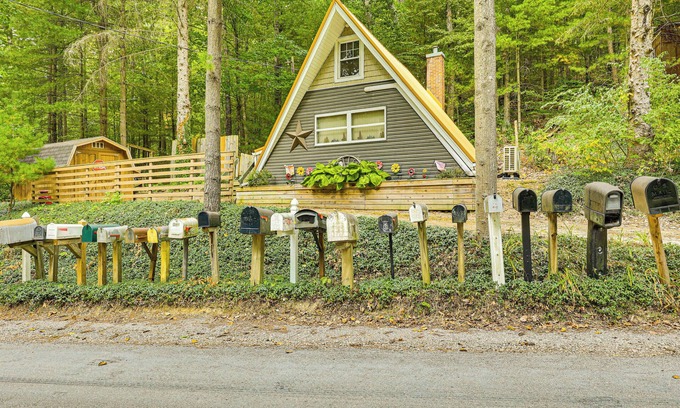 Carrollton Appartement | Carrollton Cabin w/ Patio & Fire Pit!
