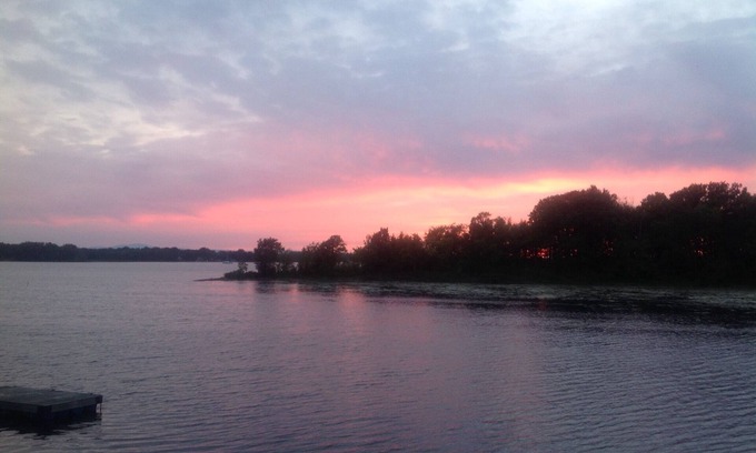 North Hero Cottage | Carry Bay Cozy Cottage-Lac Champlain