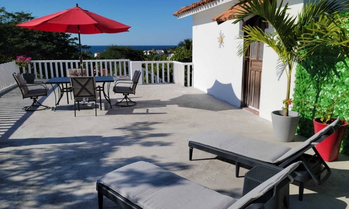 San Francisco Maison | Casa Aerie Ocean View villa - 2 1/2 blocks from beach