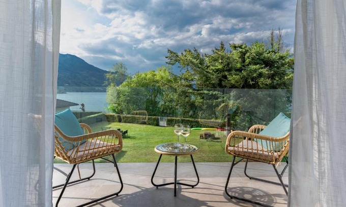 Calceranica al Lago Appartement | Casa al Lago di TSS' - Ampio Giardino Fronte al Lago - Perfetto per Famiglie e Gruppi a Calceranica al Lago