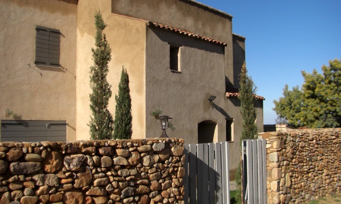 Calenzana Maison | CASA ALBITRU *** sheltered by its stone wall