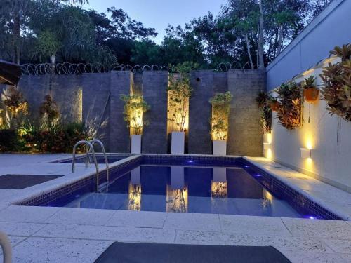 Village da Ferradura Maison | Casa alto padrão na Ferradura em condomínio com piscina privativa