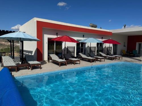 La Romana Lit Et Petit-Déjeuner | Casa Andmar - Mountain retreat BnB