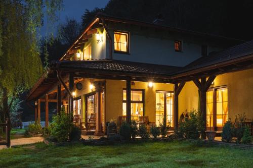 Banat Maison | Casa Ardeleană