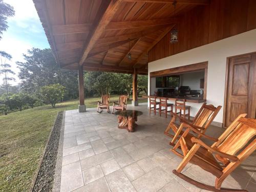 Bijagua Maison | Casa areno lodge