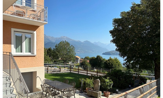 Vignola Maison | "Casa Azalea" - Vue sur le lac de Côme - jardin et parking privé - WiFi gratuit