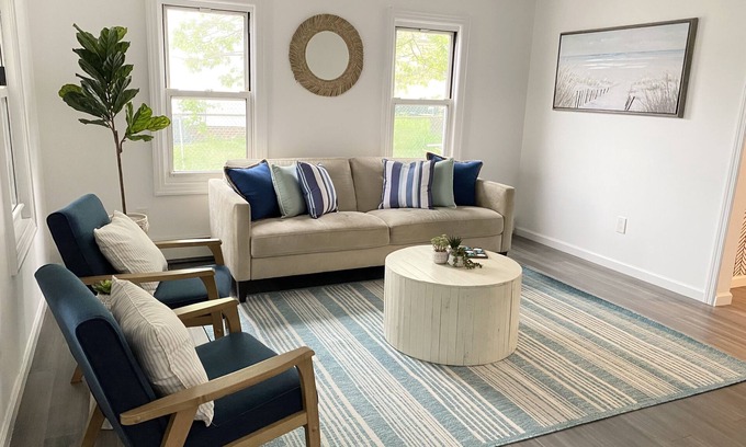 Bradley Beach Maison | Casa Azul at Bradley Beach - Renovated property!