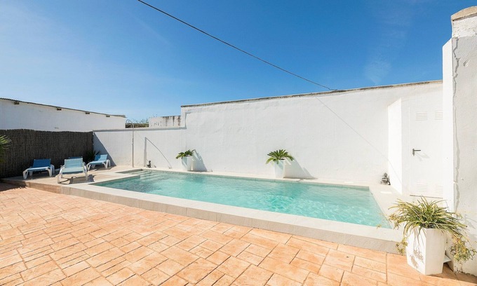 Brena y Marismas de Barbate Natural Park Villa | Casa Azul - Villa Con Piscina Privada. Wifi Gratis