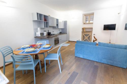 Pinerolo Appartement | Casa Azzura Bilocale chic a due passi dal Duomo