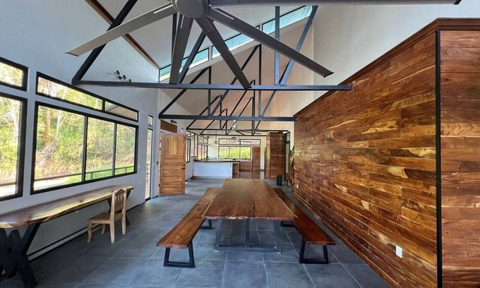 Parrita Maison | Casa Barco Rainforest House