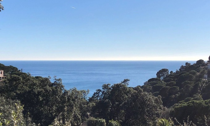 Tossa de Mar Maison | Kerstin Bruns-Casa Beatrix avec une belle vue sur la mer