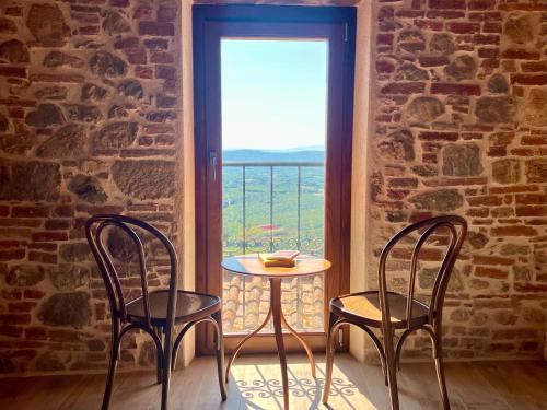 Chiusdino Maison | Casa Betta - A 700 Year Old Tuscan Gem