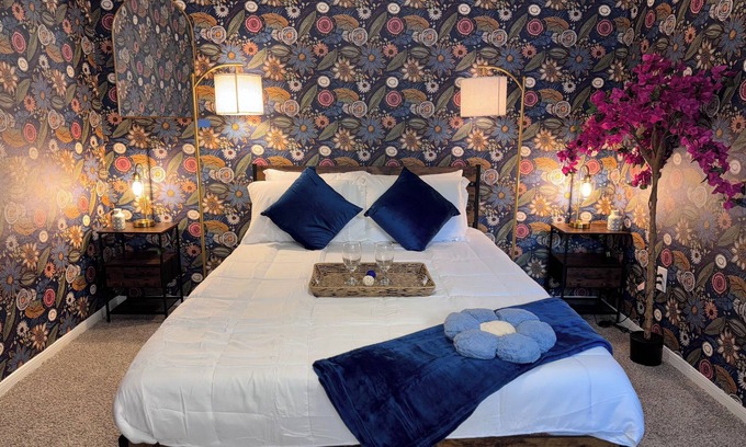 Pleasant Valley Appartement | Casa Bluebonnet - Apt in Austin with Gym, EV, pool, 8 mins to Downtown/Airport
