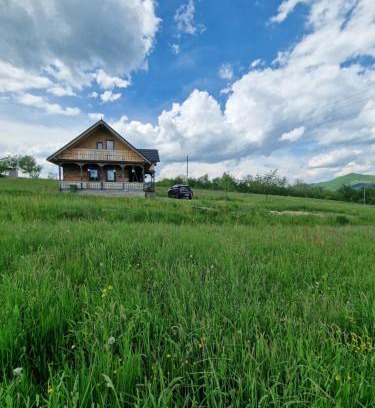 Nanesti Maison | Casa bunicilor din Oncești